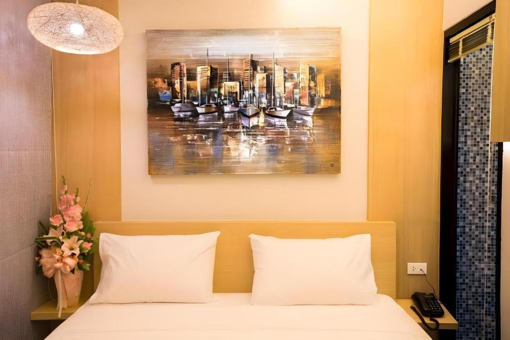 P.72 Hotel Паттайя Экстерьер фото