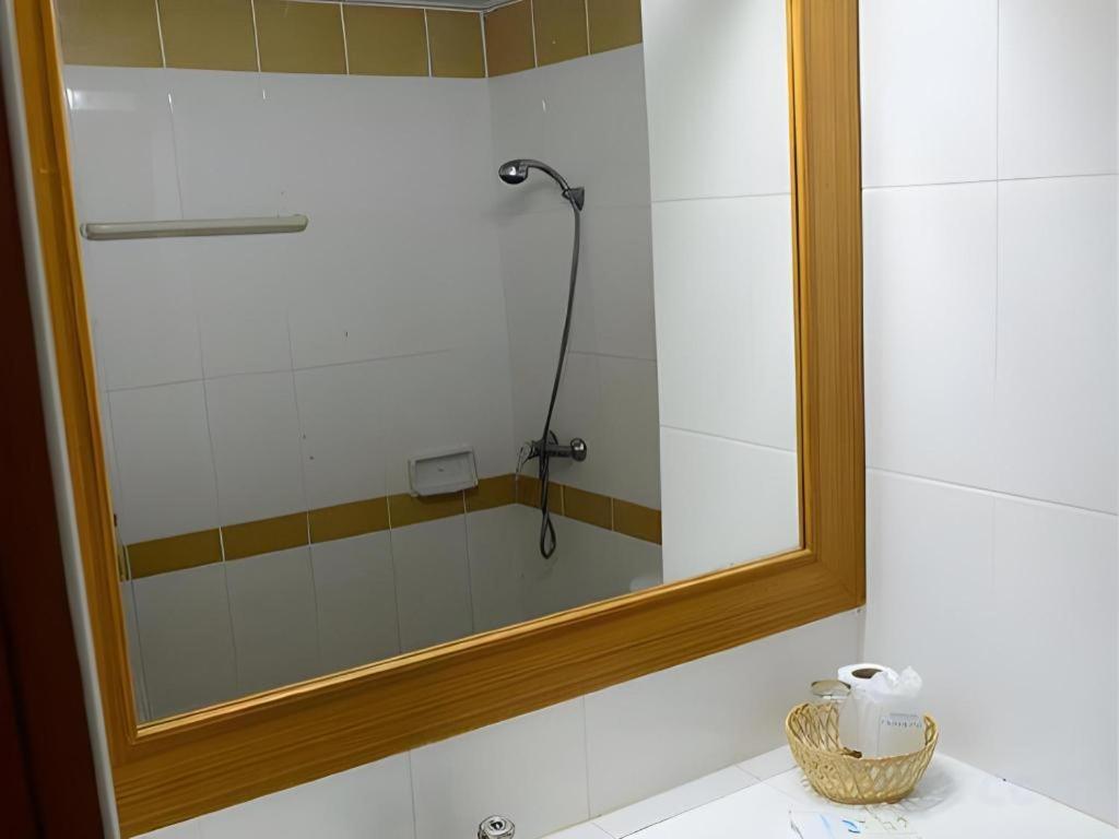 P.72 Hotel Паттайя Экстерьер фото